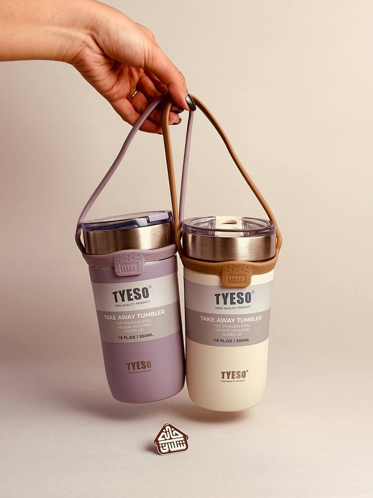 پس زمینه ساده در عکاسی محصولات خانه شکلاتی